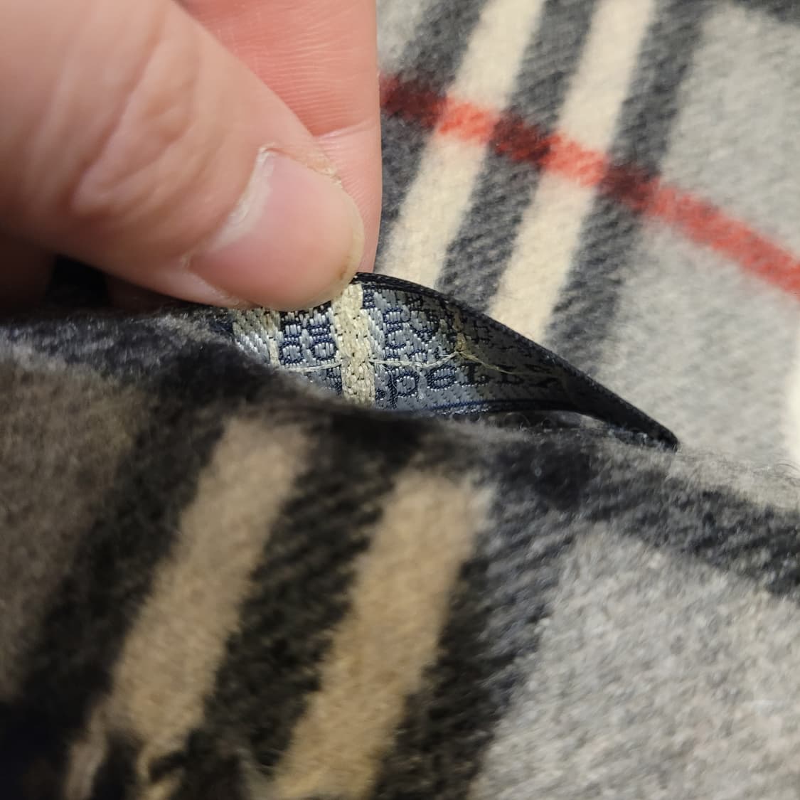 버버리 캐시미어 머플러 상품이미지5