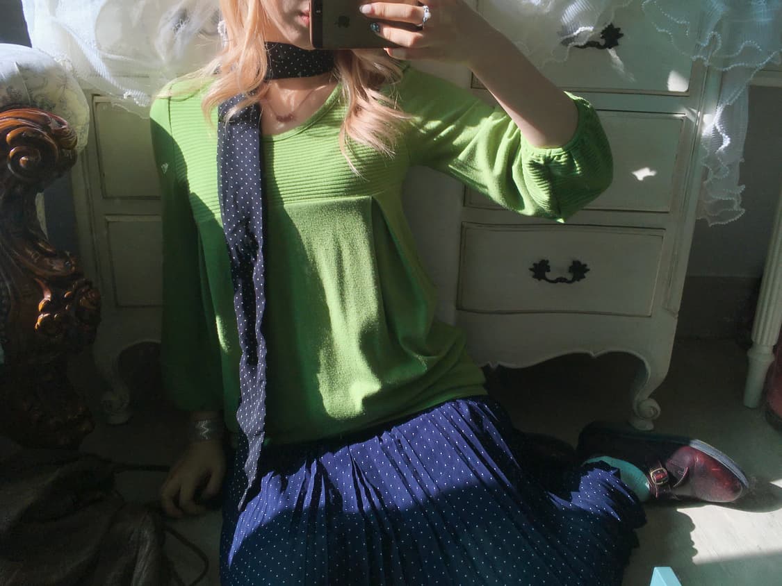 Set) 그린 퍼프 롱슬리브 + 도트 머플러 상품이미지2