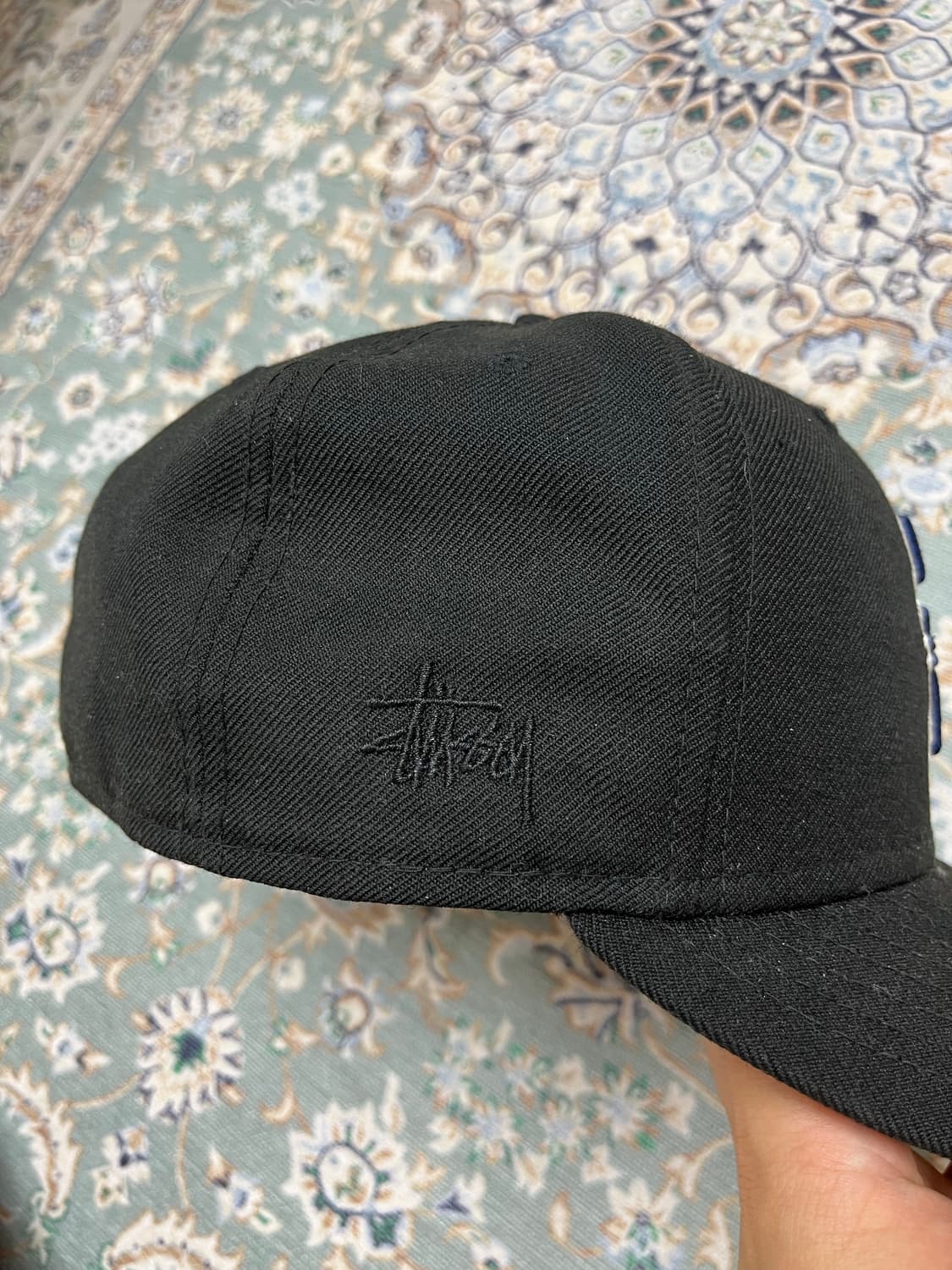 스투시 X 뉴에라 59fifty 블랙 7 1/4 상품이미지3