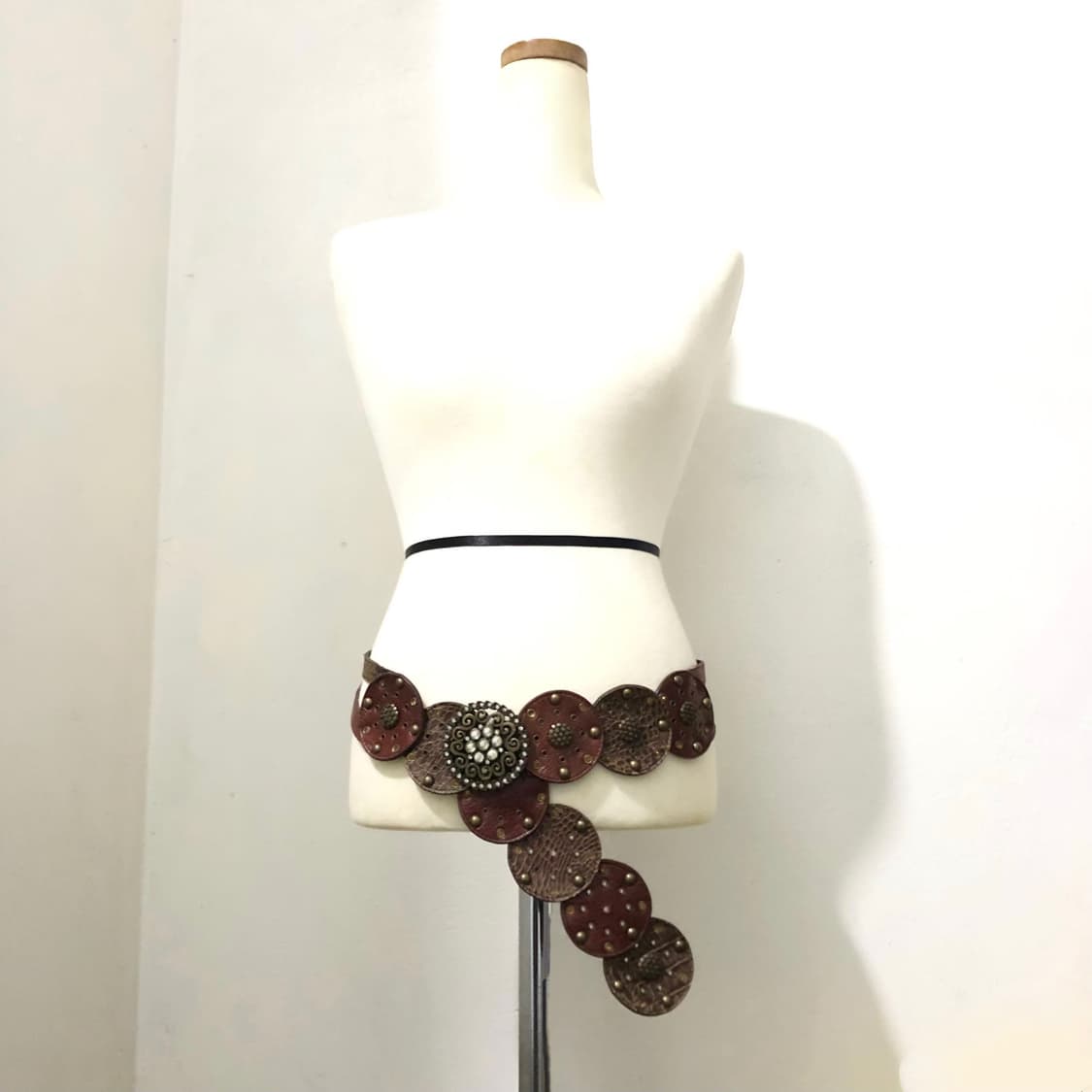 빈티지 레드 브라운 앤틱 크로스 레더 벨트 상품이미지2