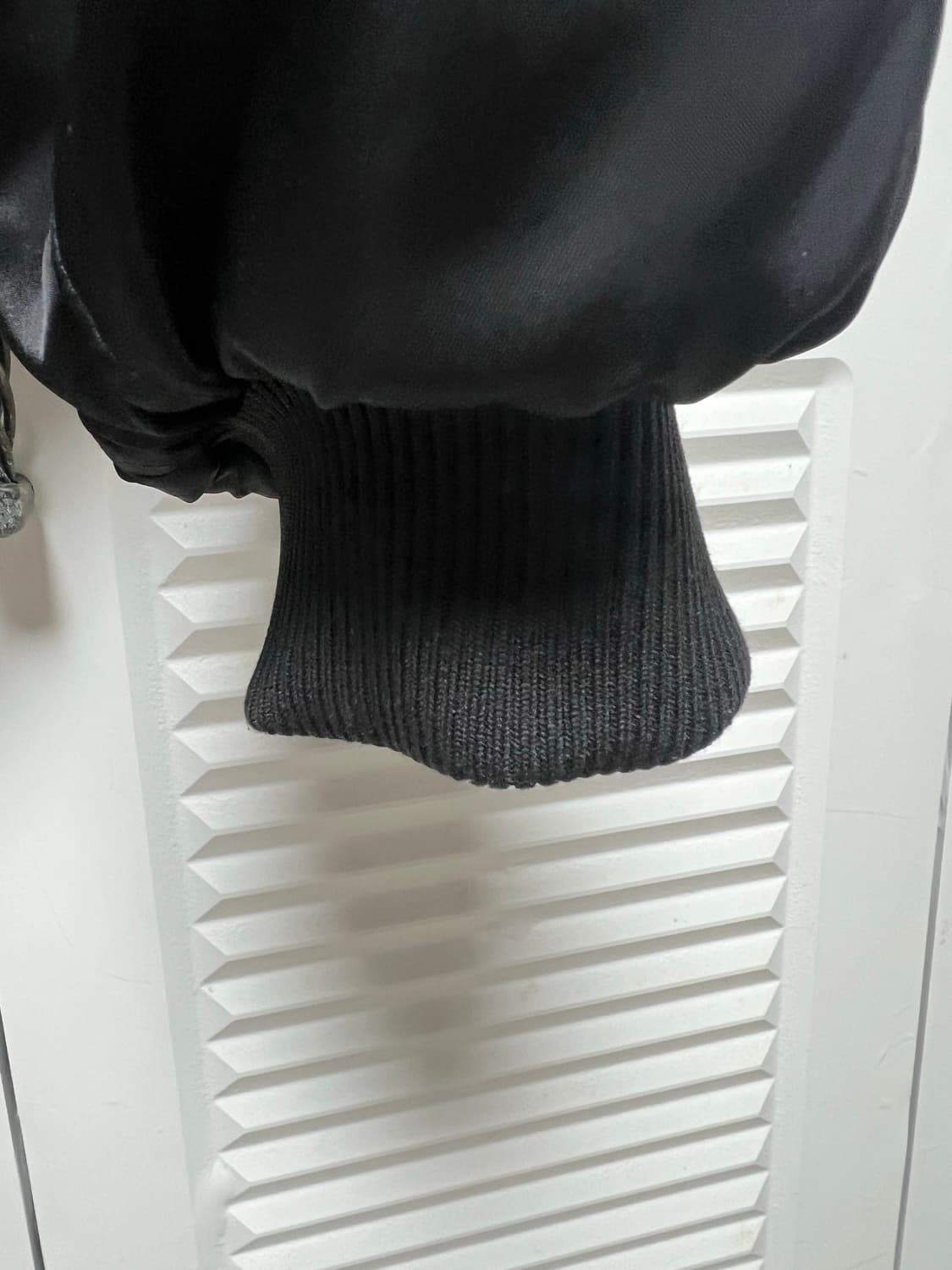 엔타이어스튜디오 v-22 봄버 판매 상품이미지6