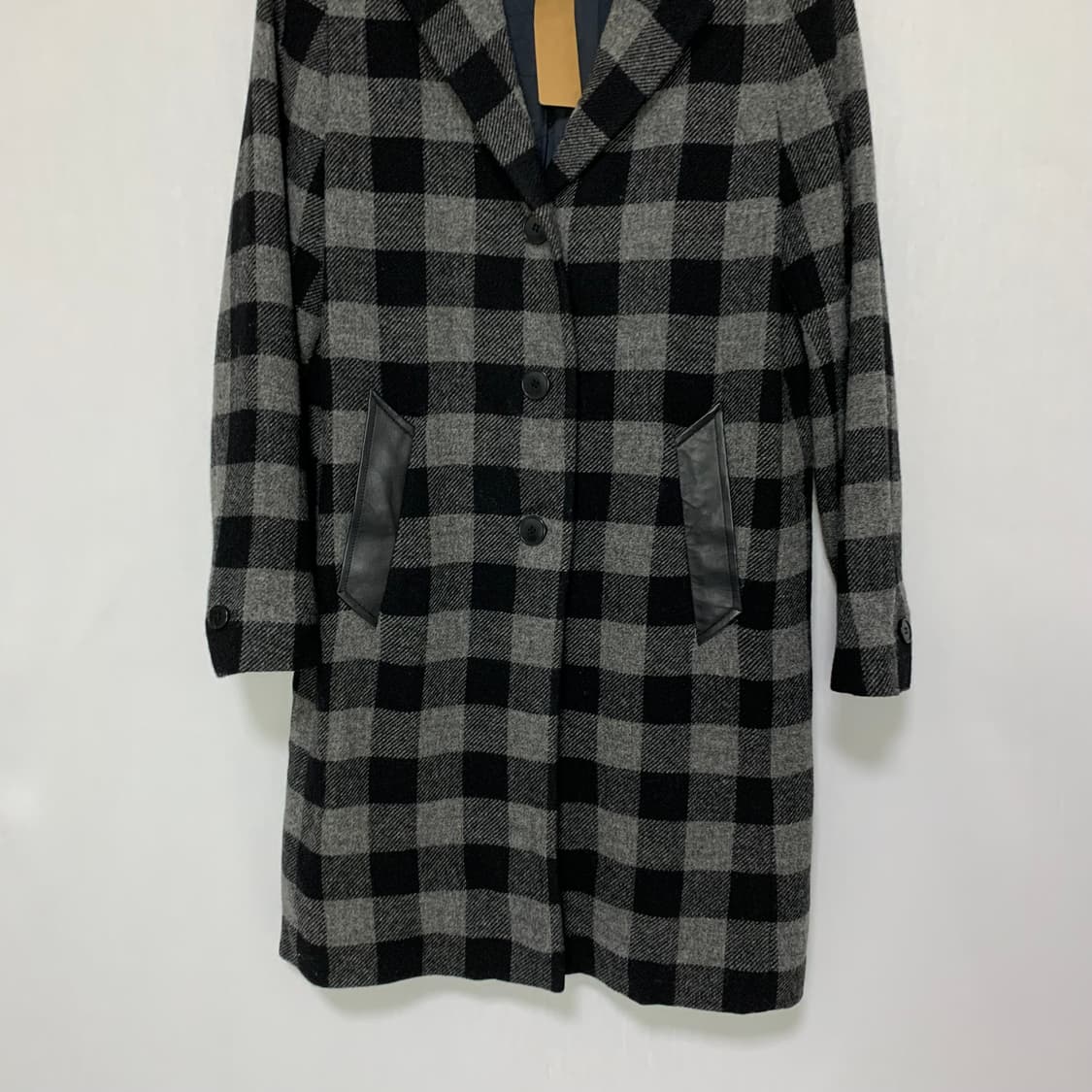 아네스베 빈티지 레더 배색 체크 롱코트 36사이즈 상품이미지3