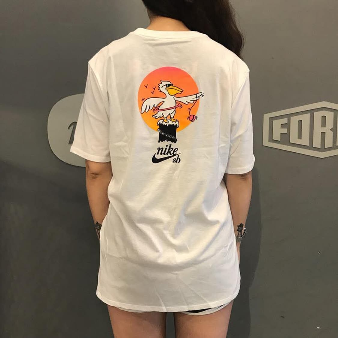 [해외M]희귀 나이키SB 펠리칸 티셔츠 화이트 상품이미지7