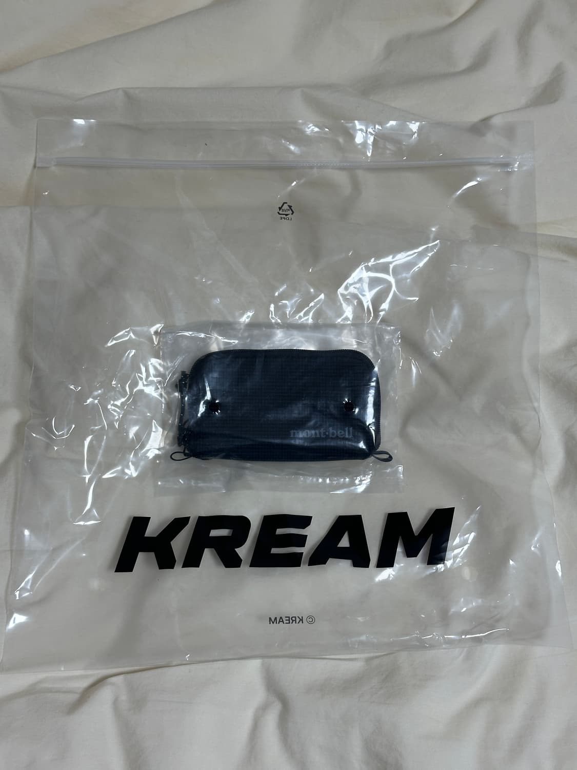 몽벨 미니 지퍼 월렛 상품이미지2