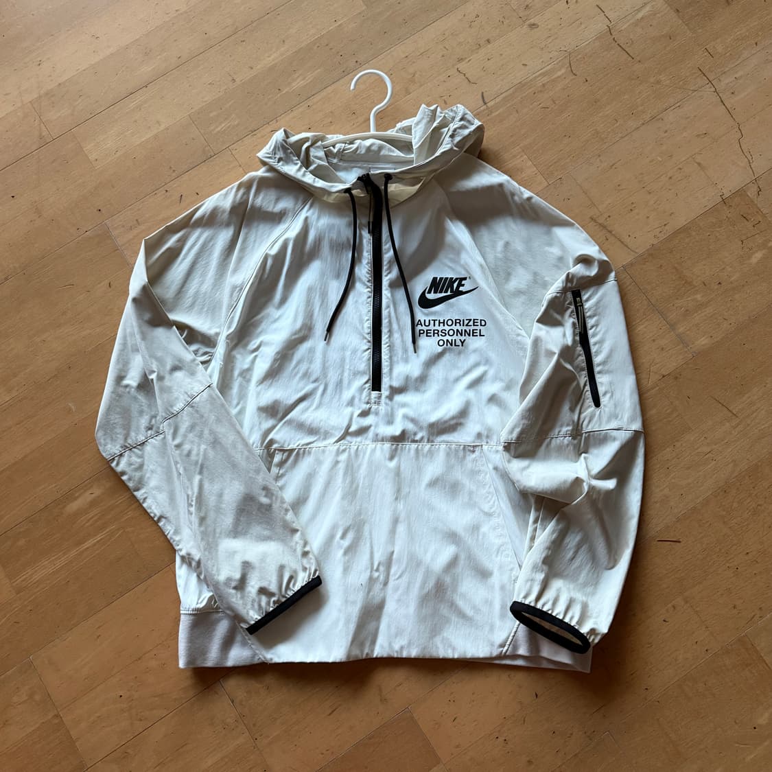 나이키 윈드브레이커 아노락 L 상품이미지1