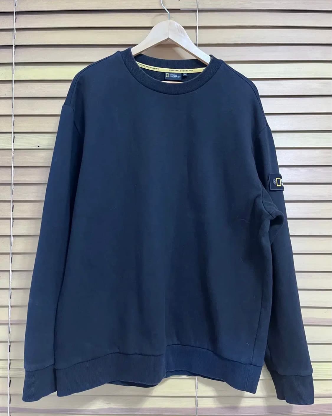 내셔널지오그래픽 남성 기모블랙맨투맨티셔츠 110사이즈 상품이미지3