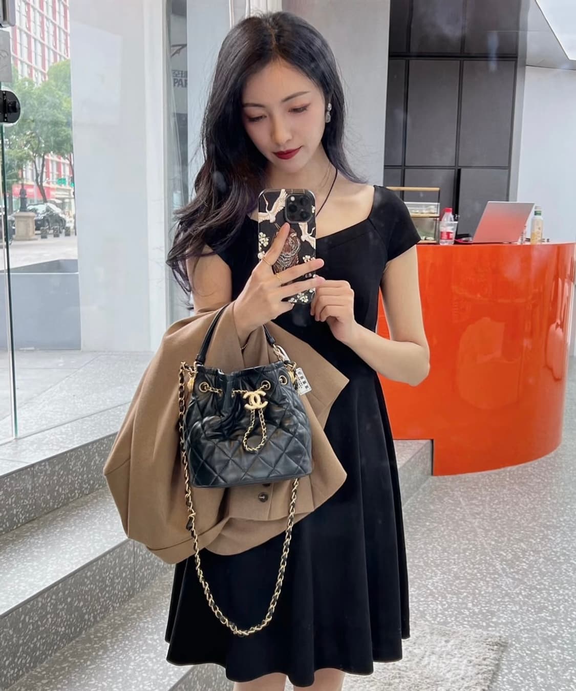 샤넬뷰티 퀄팅 복조리 체인백 블랙 VIP 기프트백 상품이미지3