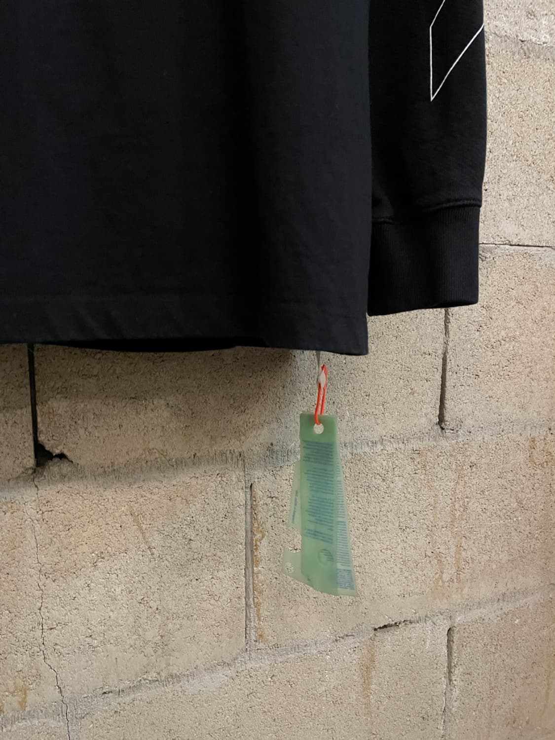 오프화이트 스트라이프 로고 레이어드 후드 티셔츠 상품이미지4