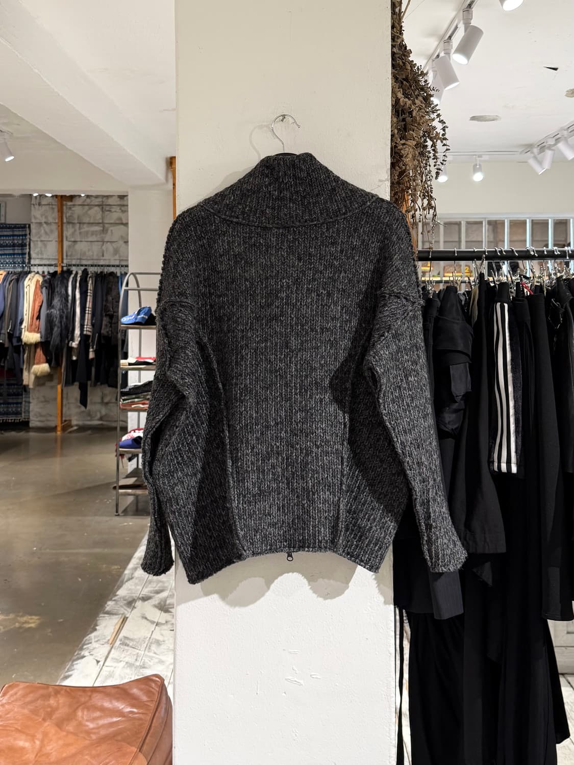 하쉬 차콜 울 혼방 청키 니트 집업 상품이미지6