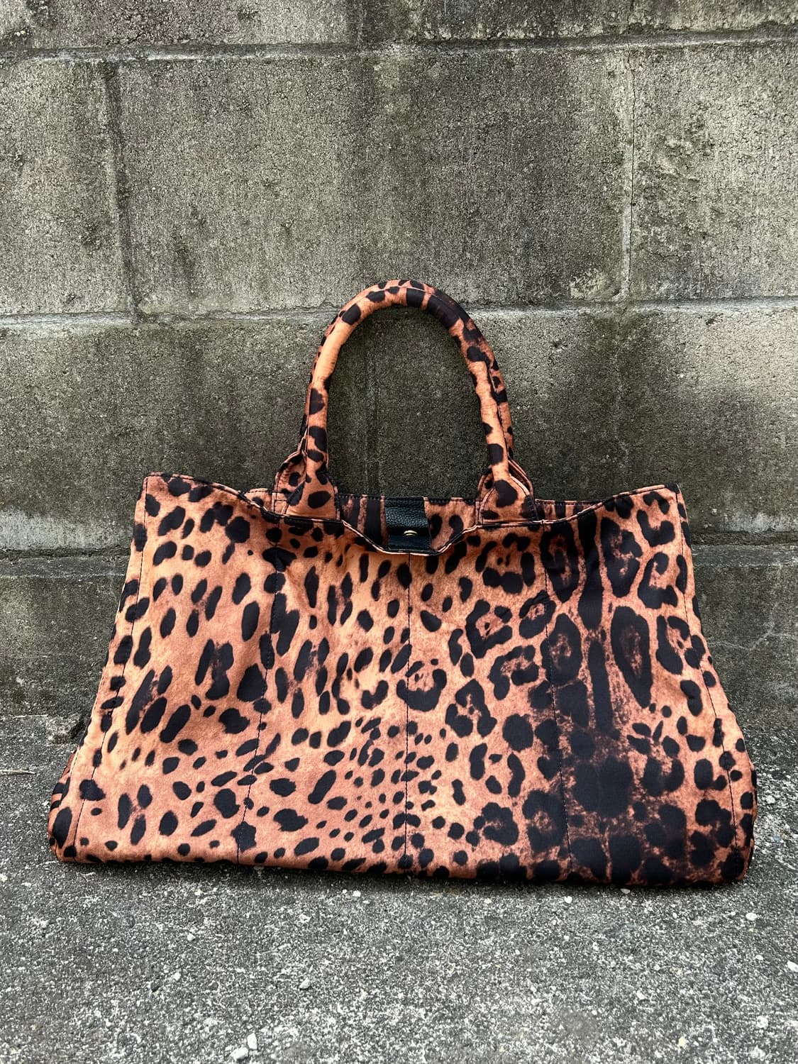 레오파드 빅 토트백 상품이미지1