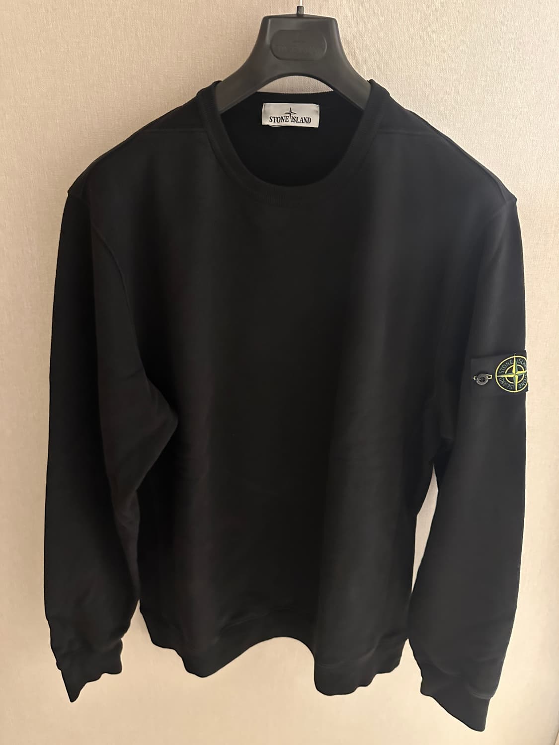 스톤아일랜드 맨투맨 블랙 xxl 새상품 25fw 상품이미지1
