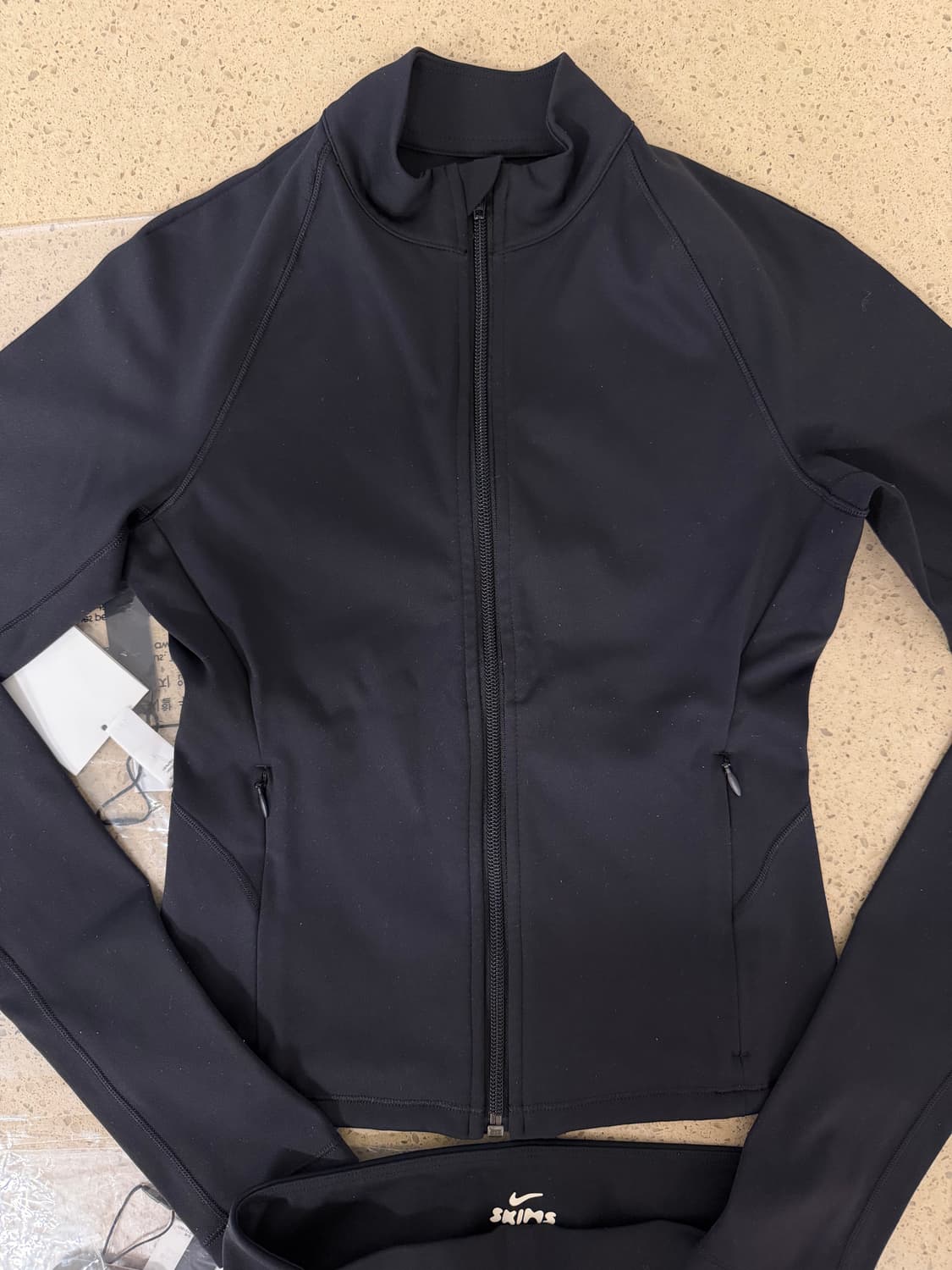 [XS] 나이키 스킴스 재킷+쇼츠 세트 판매 상품이미지2