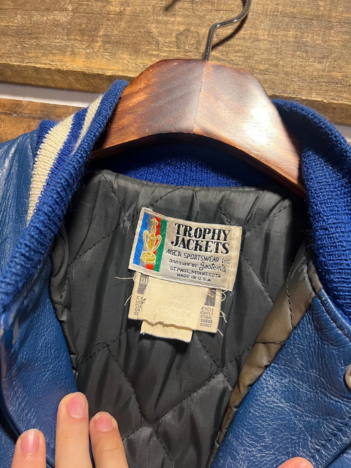 [M]80's Made in USA 블루 리얼 레더 바시티 자켓 상품이미지2