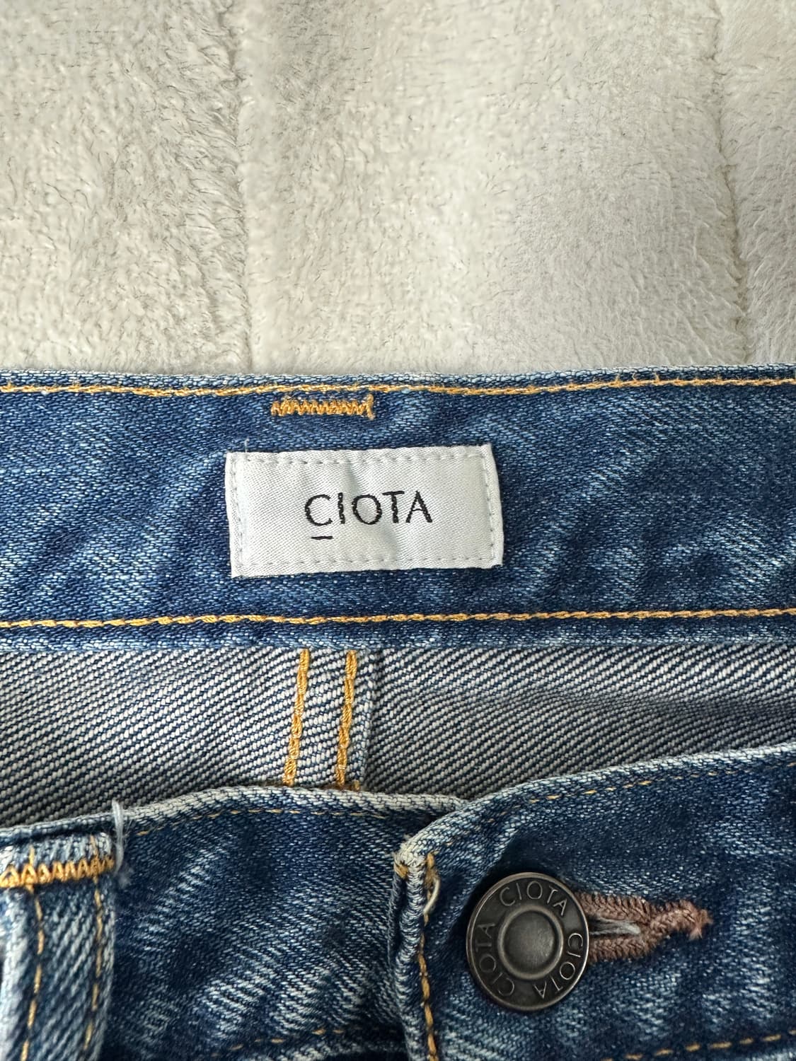 시오타(ciota) 뉴테이퍼드 데님 미디움 다크블루 데미지 M 상품이미지4