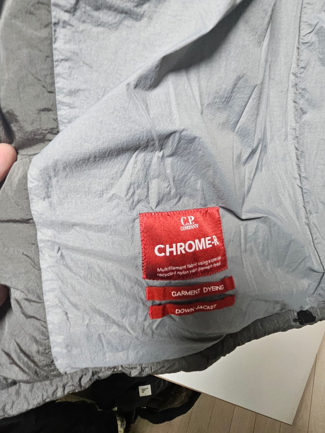 Cp company chrome-r 패딩 상품이미지5