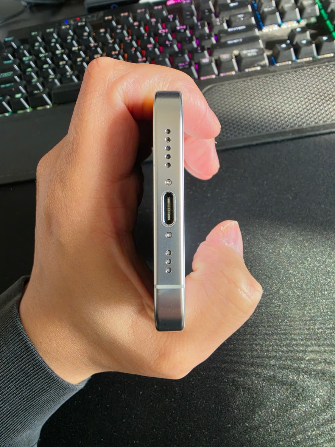 아이폰 16프로 화이트 256기가 s급(애캐플O) 상품이미지6