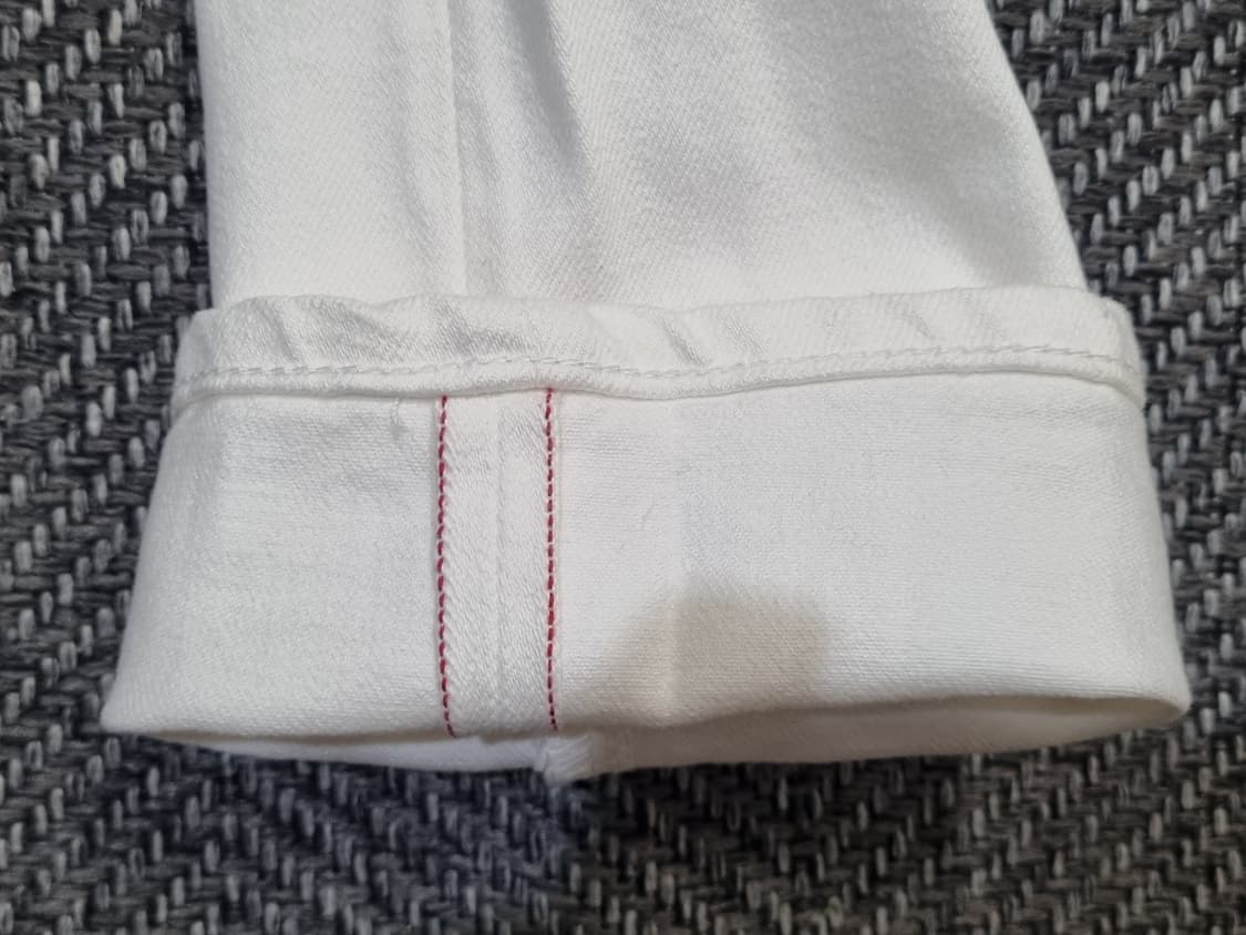 SHIPS — 화이트 셀비지 데님 팬츠 상품이미지5