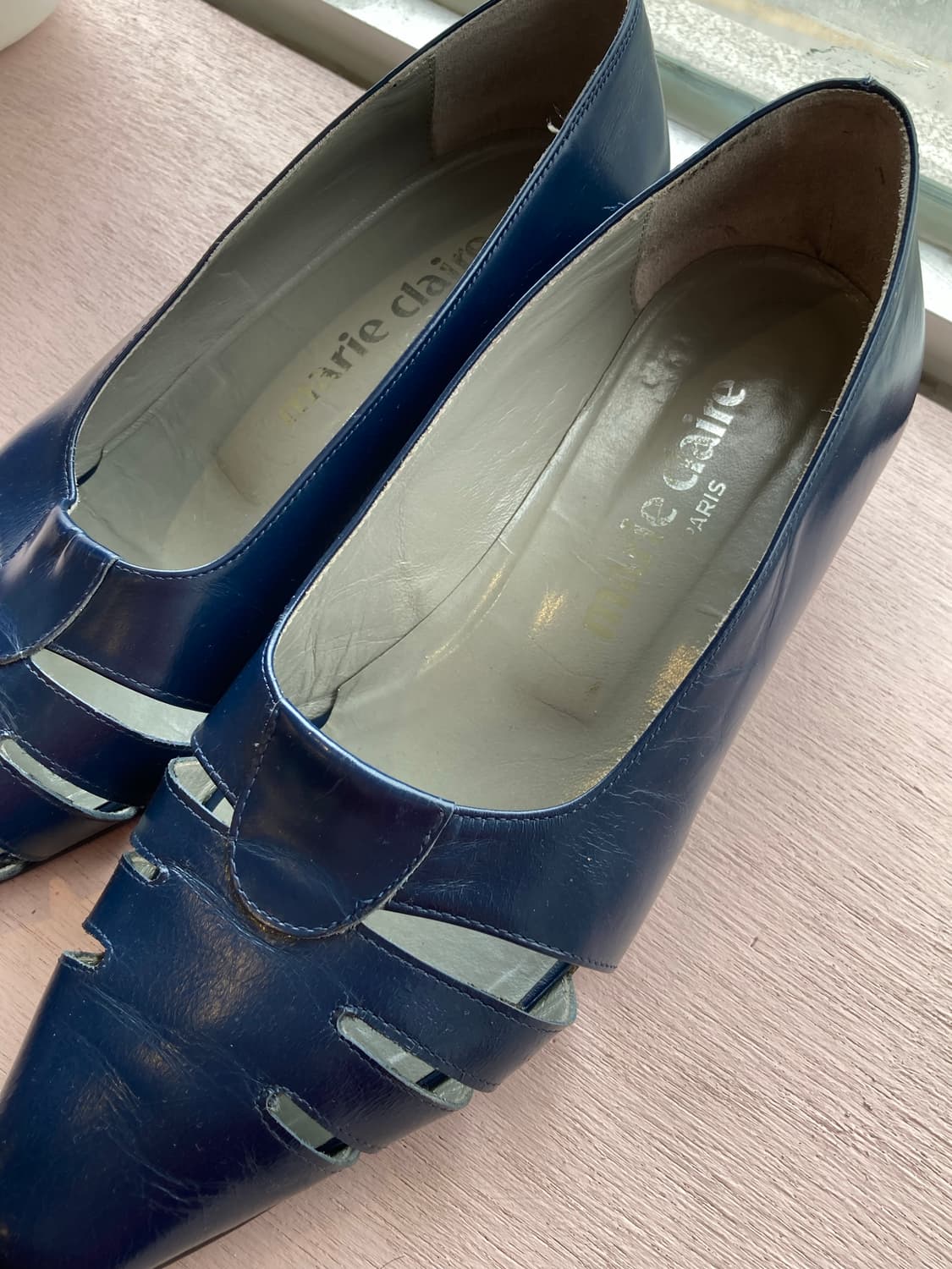 마리끌레르 네이비 레더 키튼힐 상품이미지3