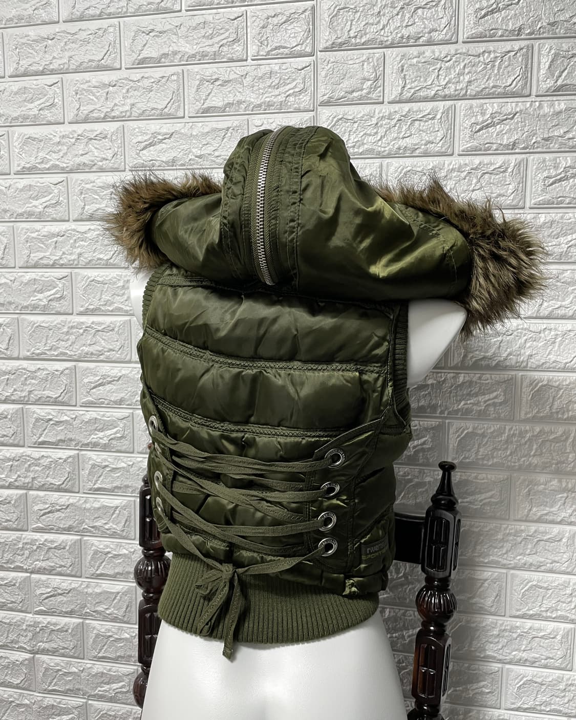 River Island Lined Zip Military Fur Vest 상품이미지6