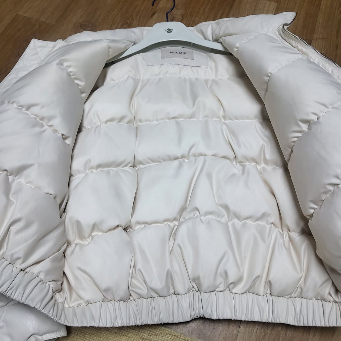 아이보리 엄청 빵빵 귀여운 레더 패딩 숏 점퍼 55~66반 상품이미지6