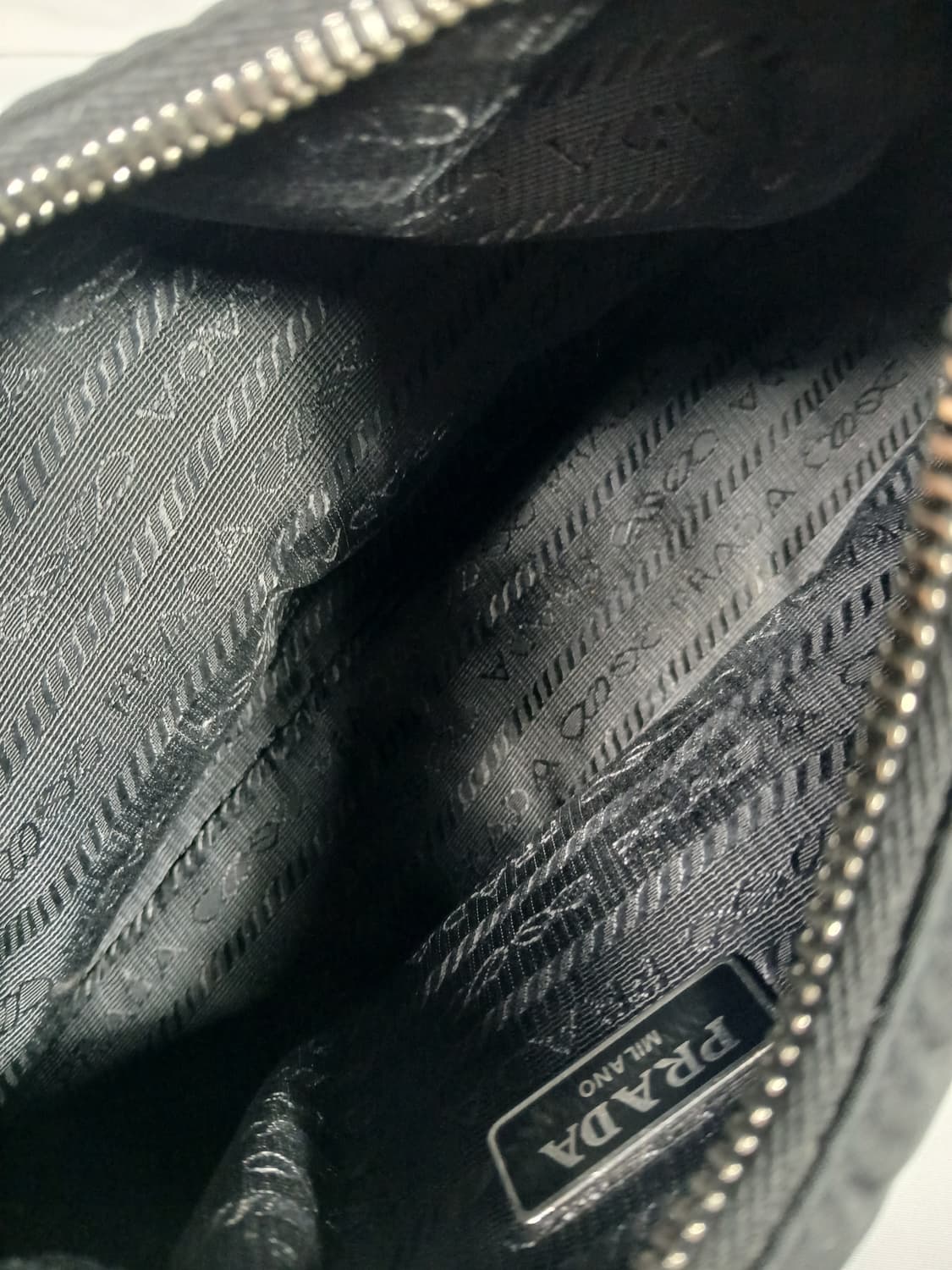 프라다 테수토 호보백 1BH204 상품이미지10