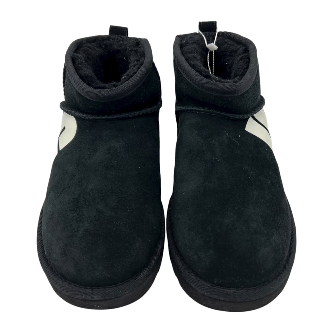 230 W 어그 클래식 울트라 미니 사이드 로고2 부츠 블랙 상품이미지4