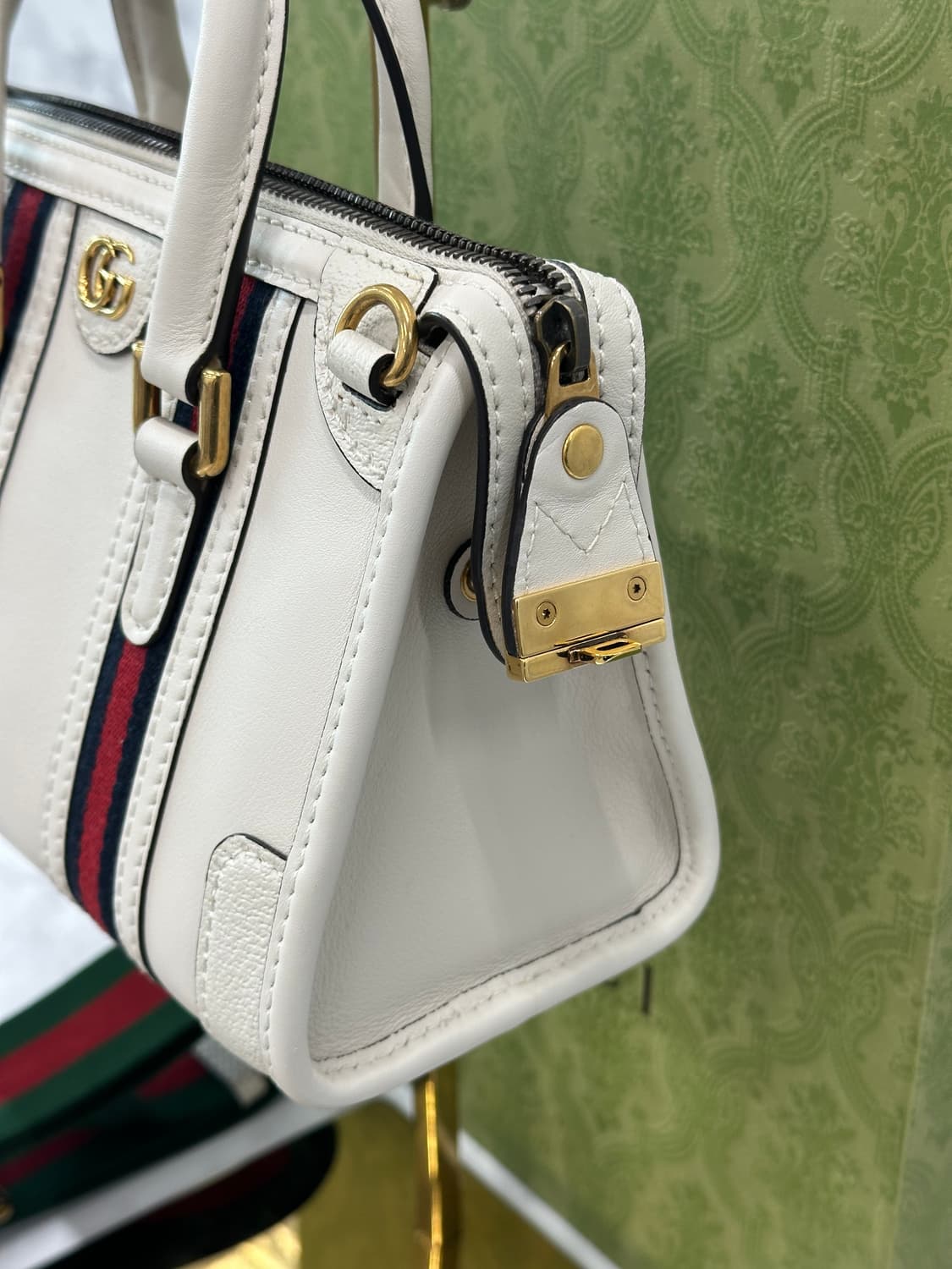 [새상품급/풀구성] 구찌 바울레토 탑핸들 미니백 화이트  상품이미지5