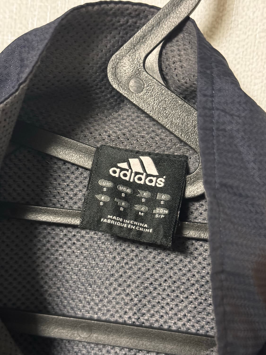 아디다스 올드스쿨 오버핏 바람막이 자켓 상품이미지4