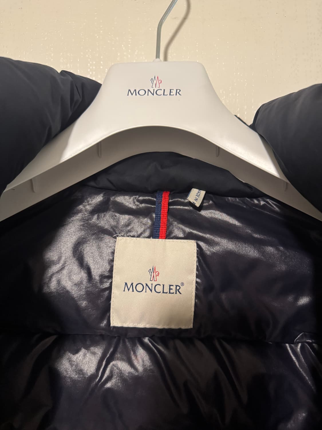 몽클레어 패딩 네이비 2사이즈  상품이미지5