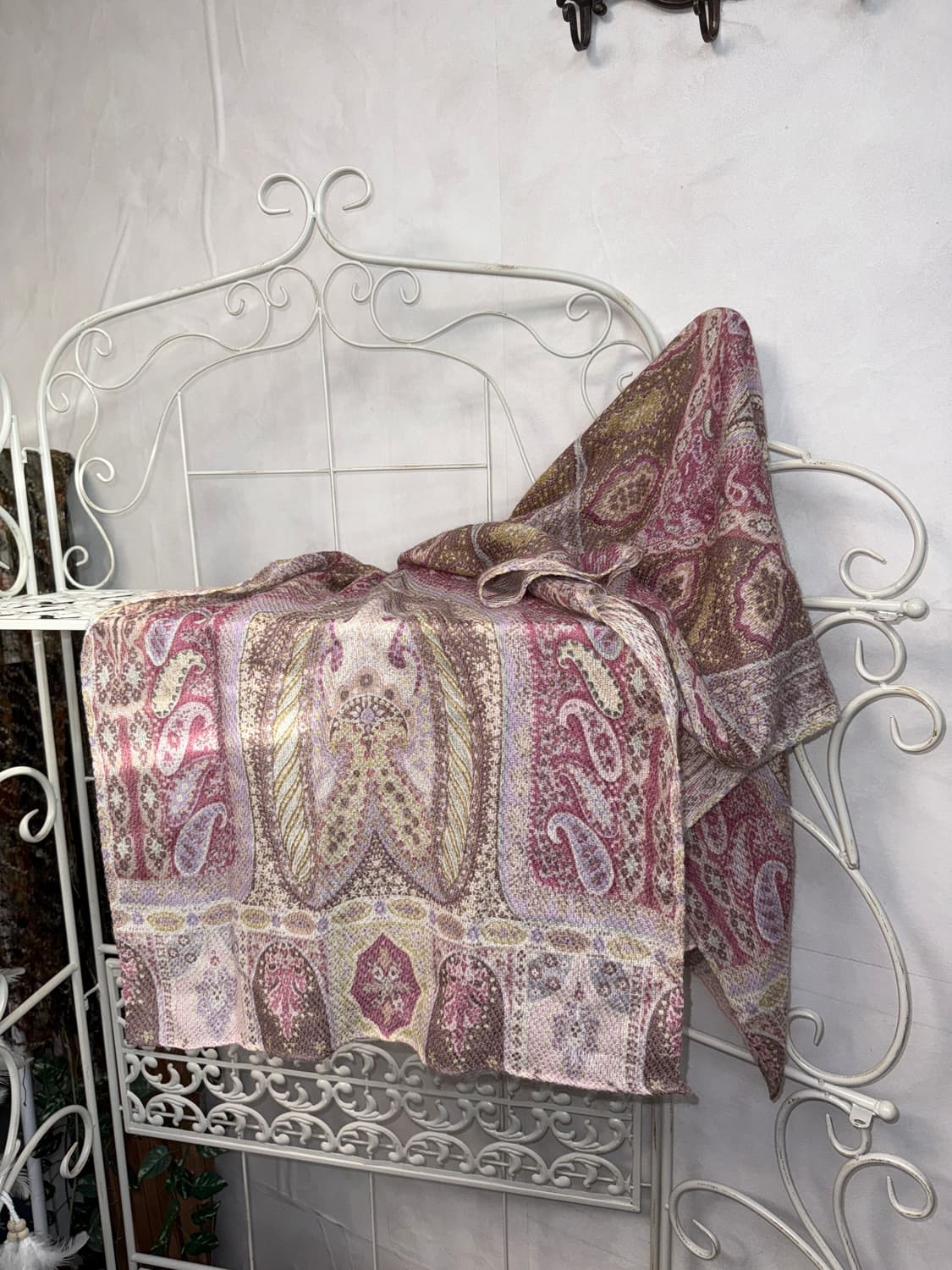 Baby pink ethnic paisley wide scarf 상품이미지2