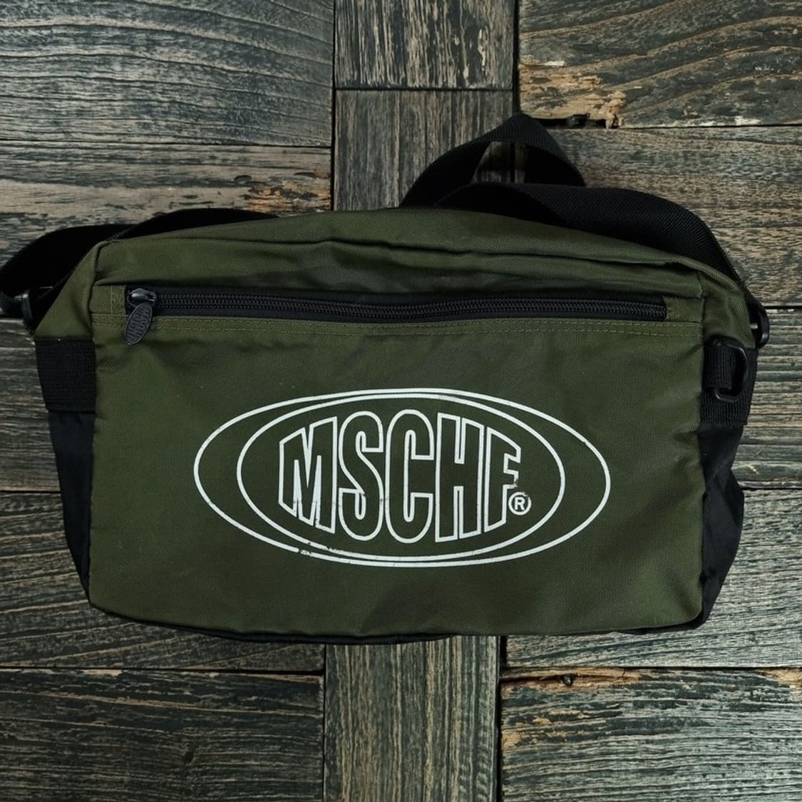 [미스치프] 빅로고 나일론 크로스백 카키 M19484 상품이미지2