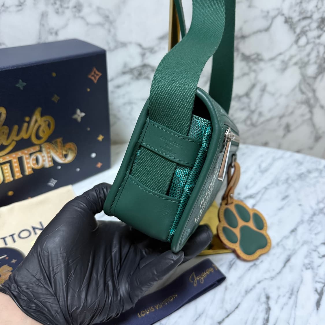 루이비통 이클립스 바스포어 웨어러블 월릿 크로스백 메신저백
 상품이미지5