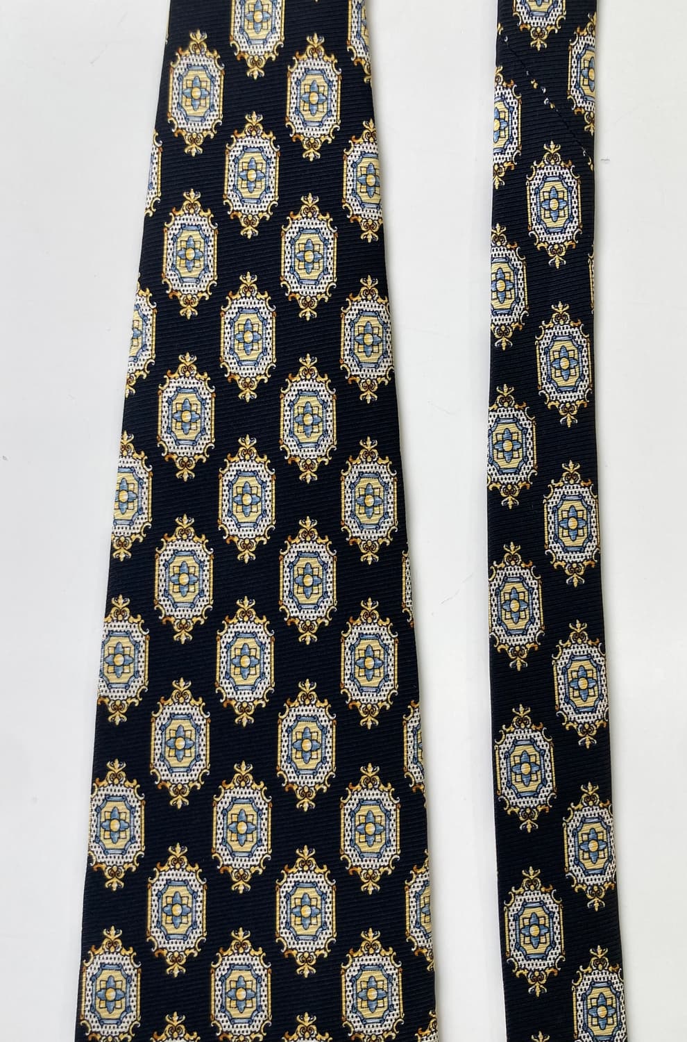 니나리치 넥타이 상품이미지3