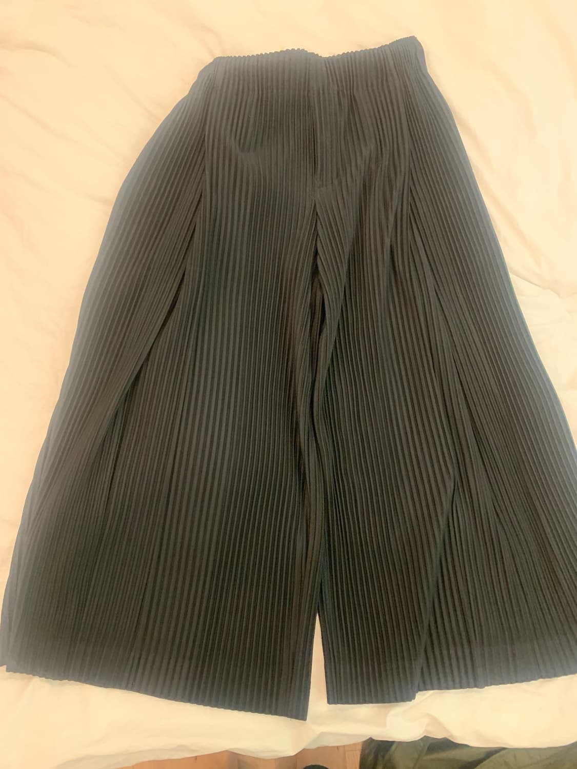 옴므플리세 하카마 블랙 1 상품이미지4