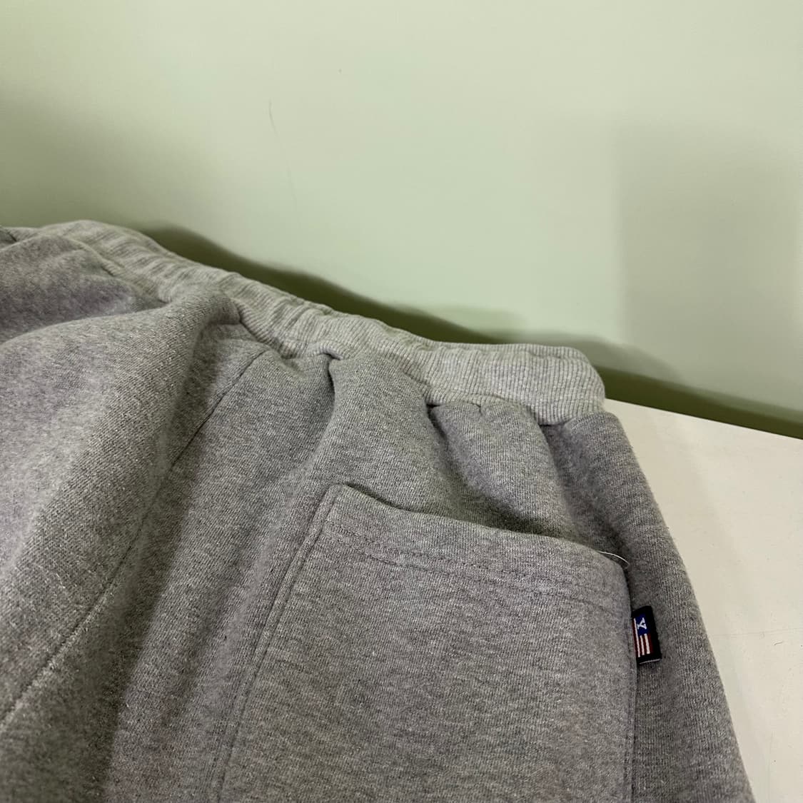 L 예일 YALE 루즈핏 스웻 밴딩 조거팬츠 상품이미지6