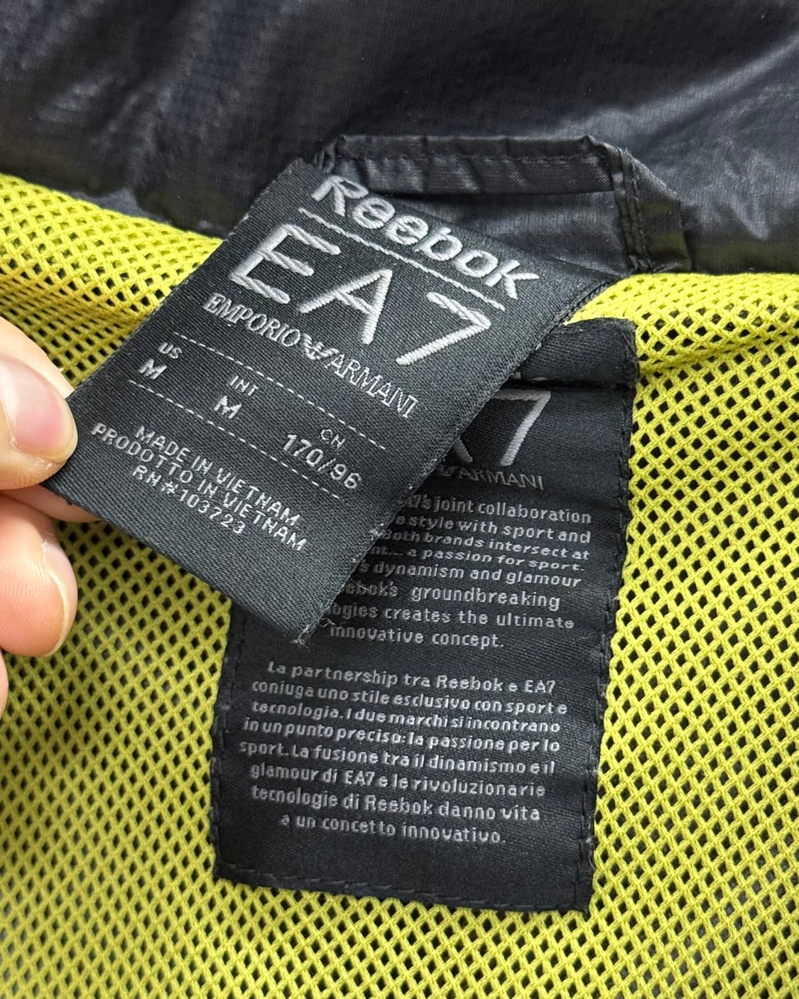 엠포리오 아르마니 리복 고프코어 집업 자켓 하이넥 바람막이 우븐 M 95 상품이미지9