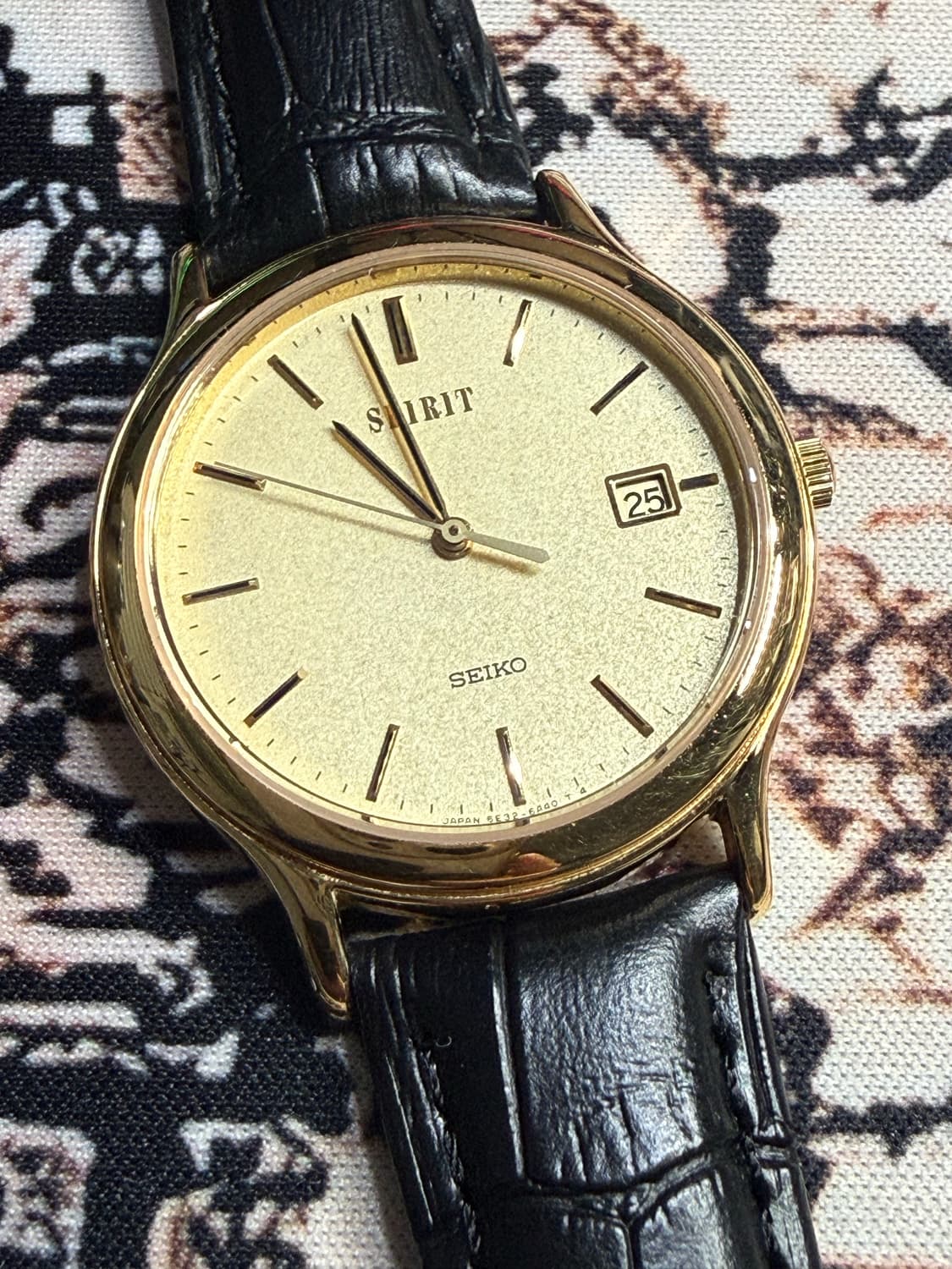 SEIKO 빈티지 쿼츠 시계 상품이미지2