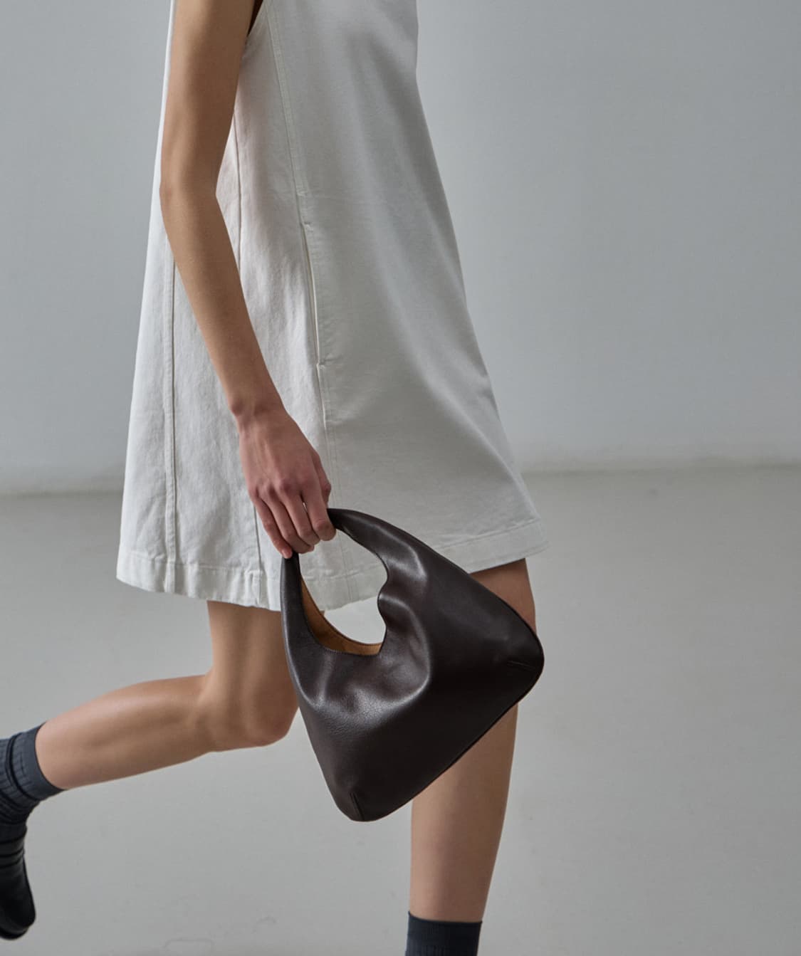 파사드패턴 이스트 토트백 chocolate 상품이미지1