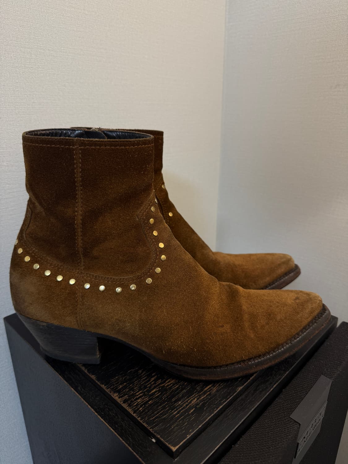 생로랑 스터드 루카스 판매 상품이미지2