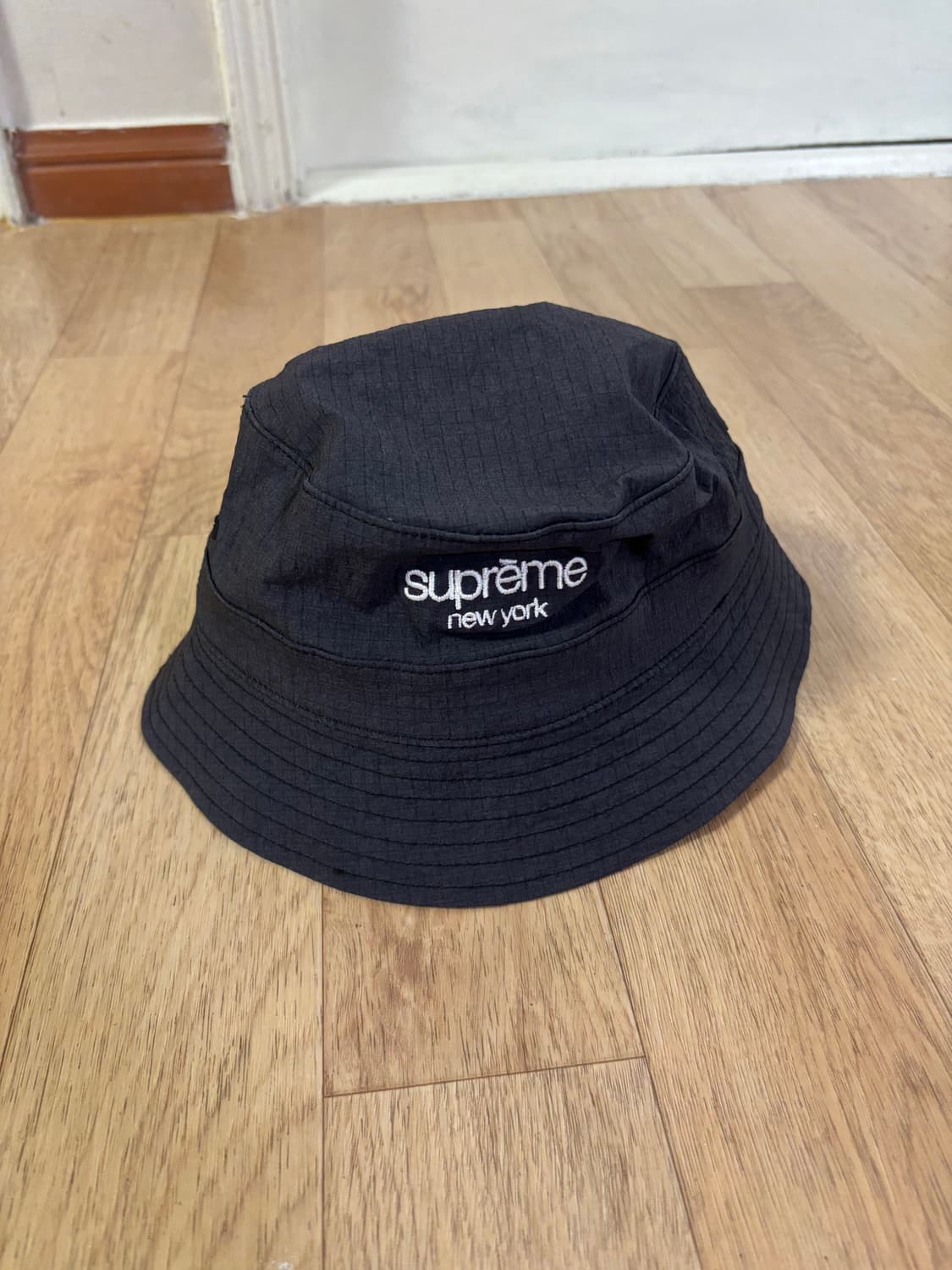 슈프림 버킷햇 s/m 상품이미지1