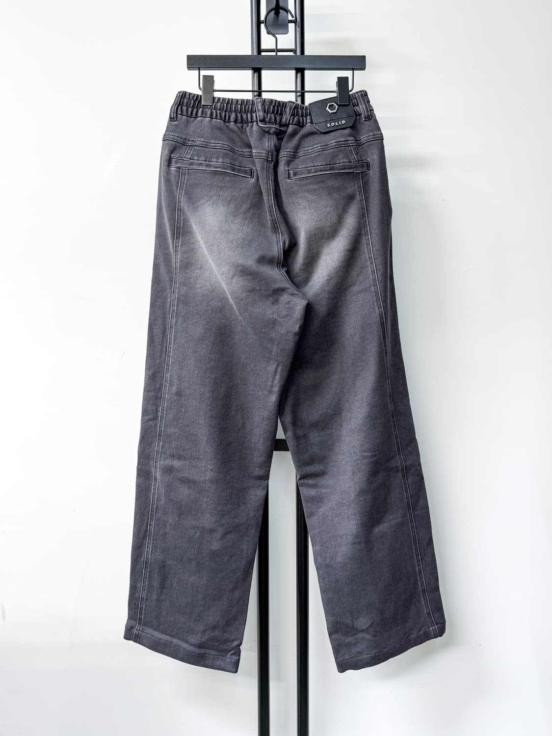 솔리드 옴므 23FW 워싱 데님 팬츠 상품이미지4