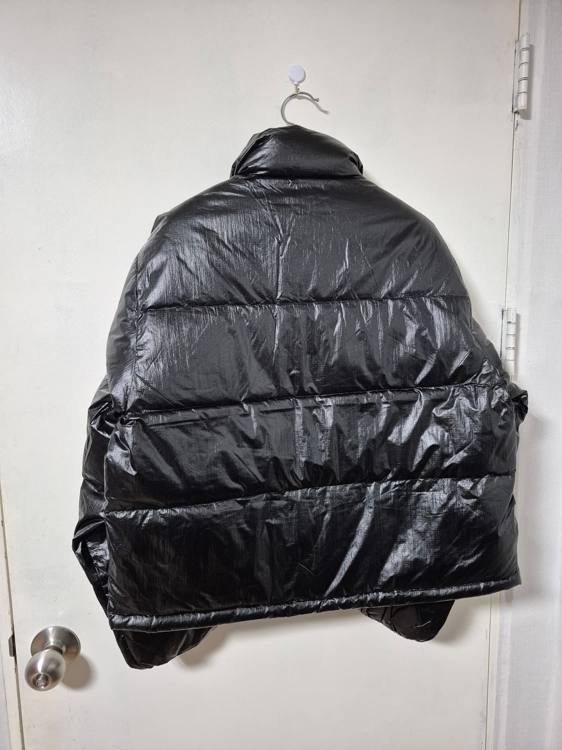 25FW 마뗑킴 스몰로고 다운점퍼 블랙 S/M 상품이미지3