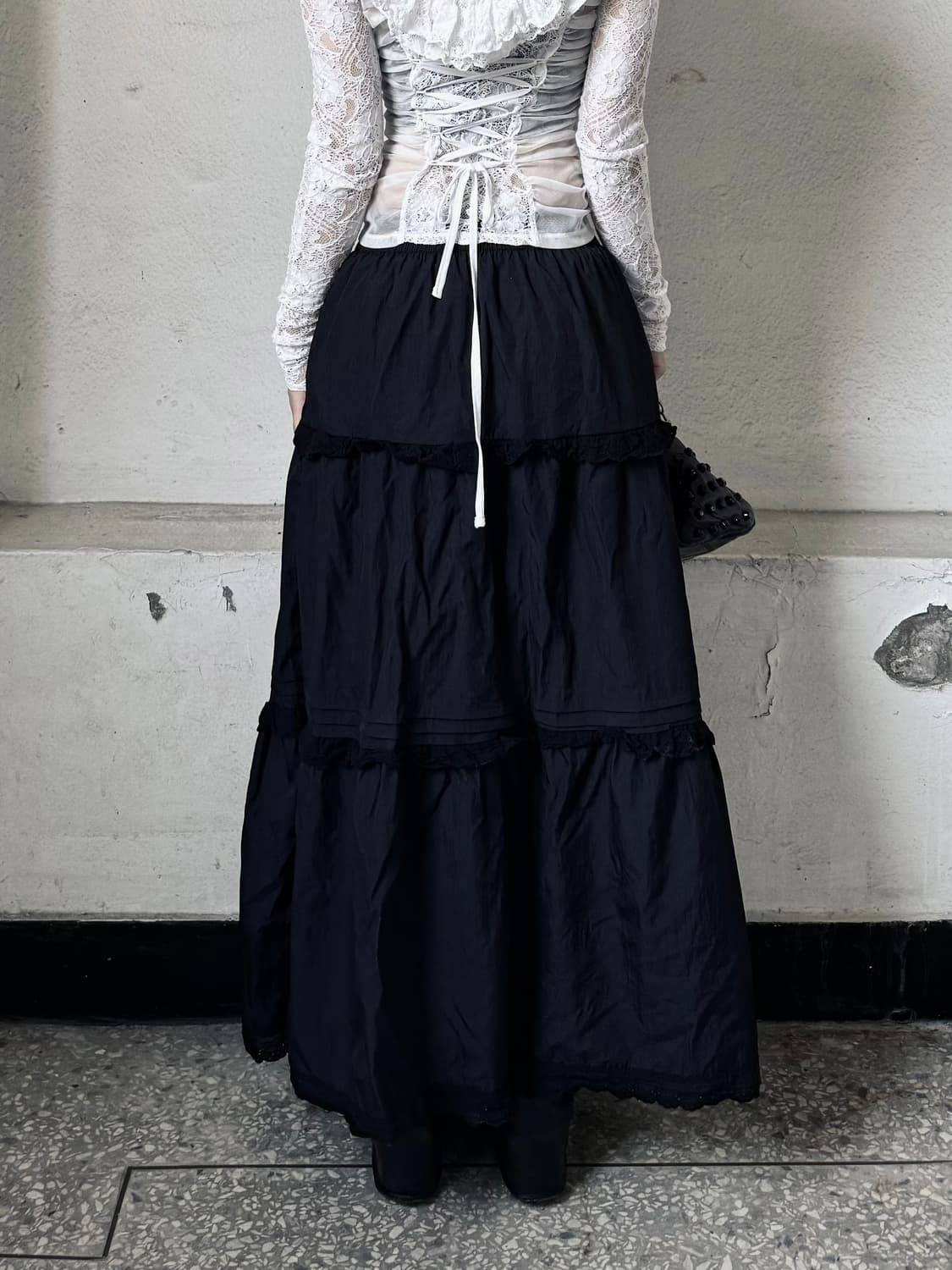 Black Ruffle Tiered Skirt 상품이미지2