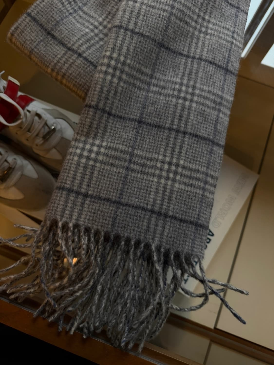 에린 몬토나니 캐시미어 머플러  상품이미지8