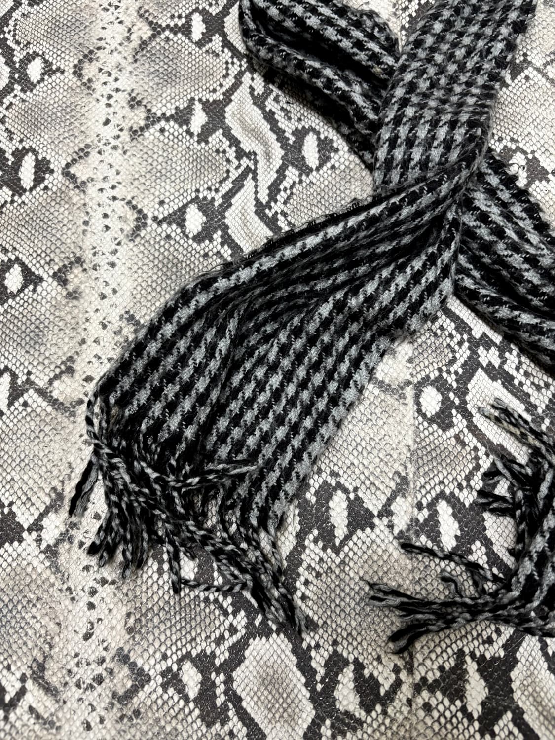 “Vintage” Check Pattern Scarf 상품이미지2