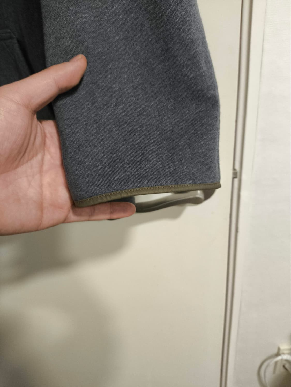 L 버버리 버튼 후드 자켓 그레이 내피 상품이미지5