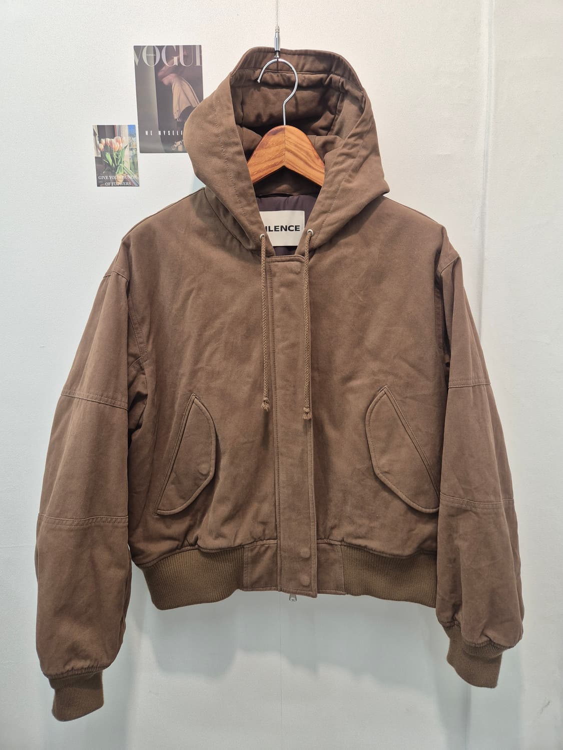 인사일런스 플라이트 후디드 봄버 브라운 
 상품이미지1