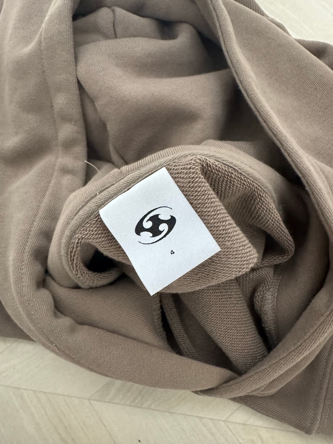 산산기어 브라운 후드티 [4] 상품이미지3