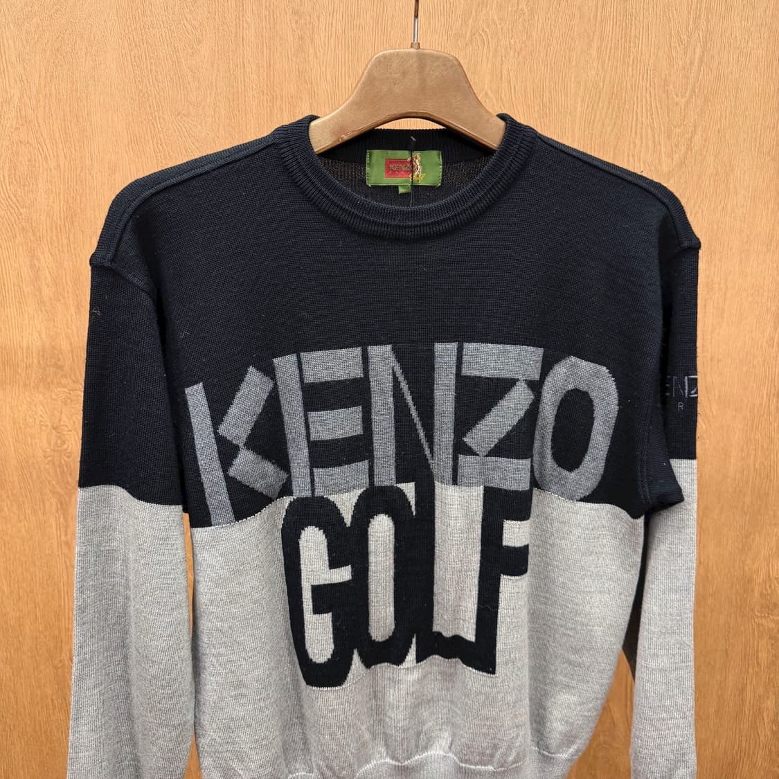 겐조 골프 라운드넥 긴팔 울 니트 빅 로고 컬러 블록 디테일 그레이 블랙 상품이미지4