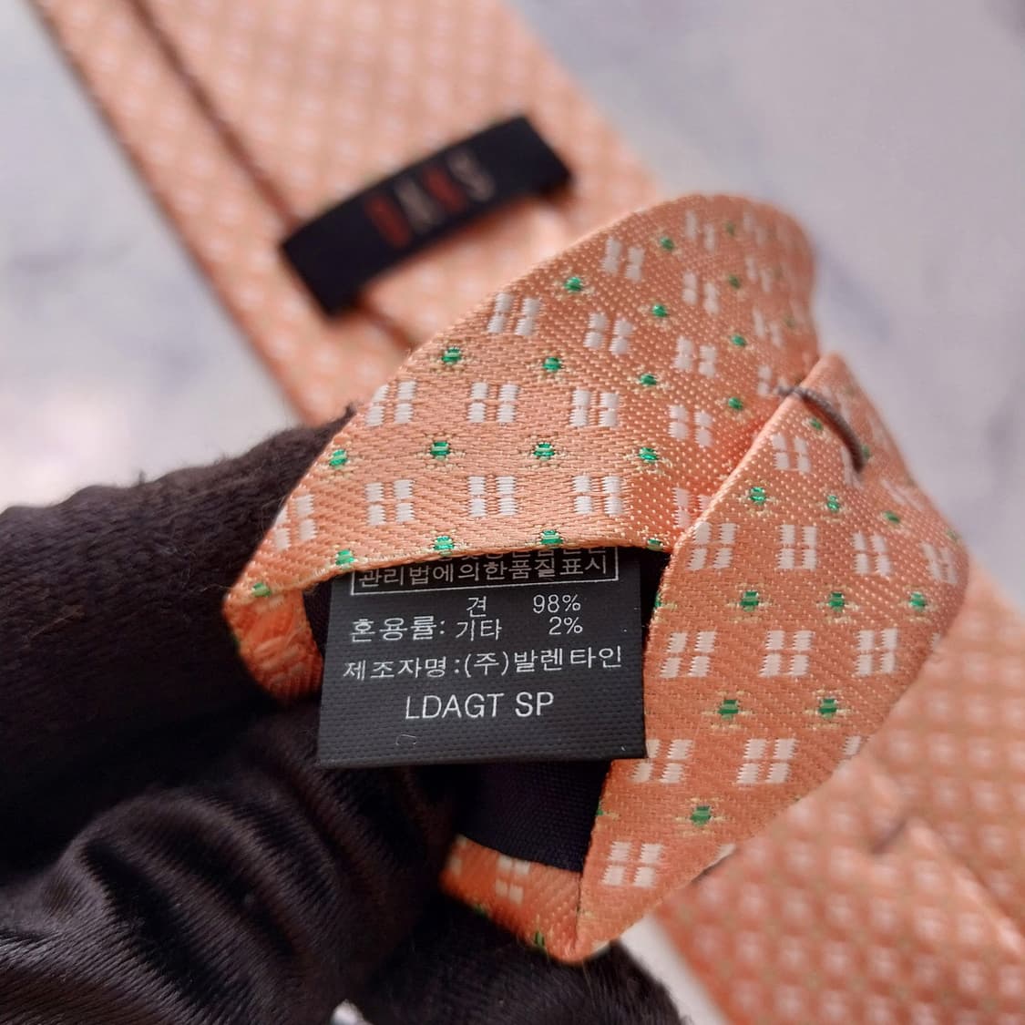 DAKS 닥스 실크 살구색 패턴 넥타이 8.8cm A+등급 K2373
 상품이미지10